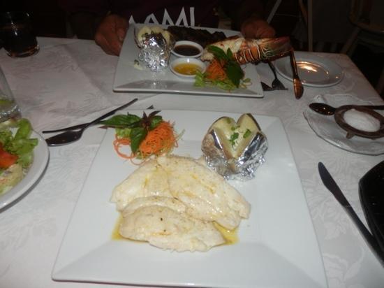 Tiko's Floating Restaurant